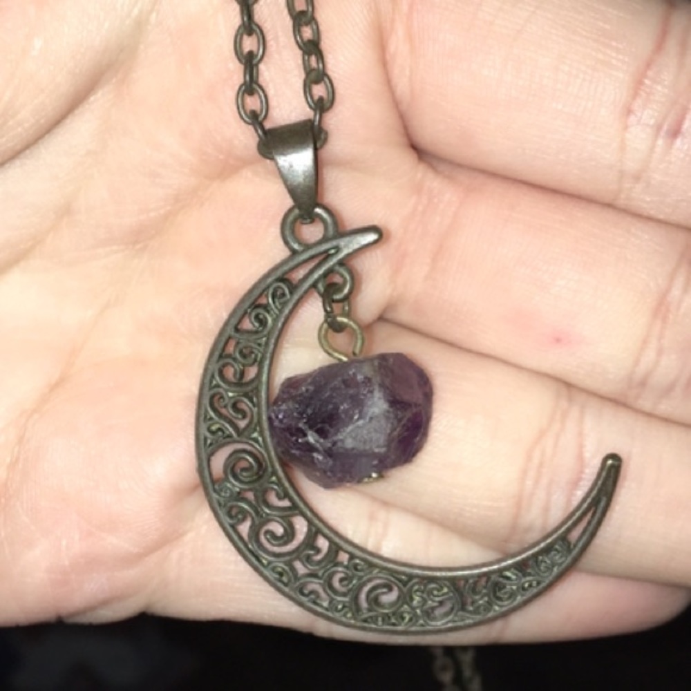 ❤️5/$15 Moon necklace
